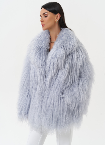 Женская шуба из меха ламы