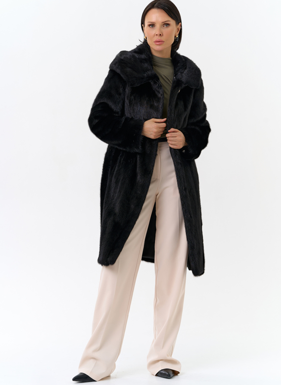 Норковая шуба с капюшоном и поясом черного цвета