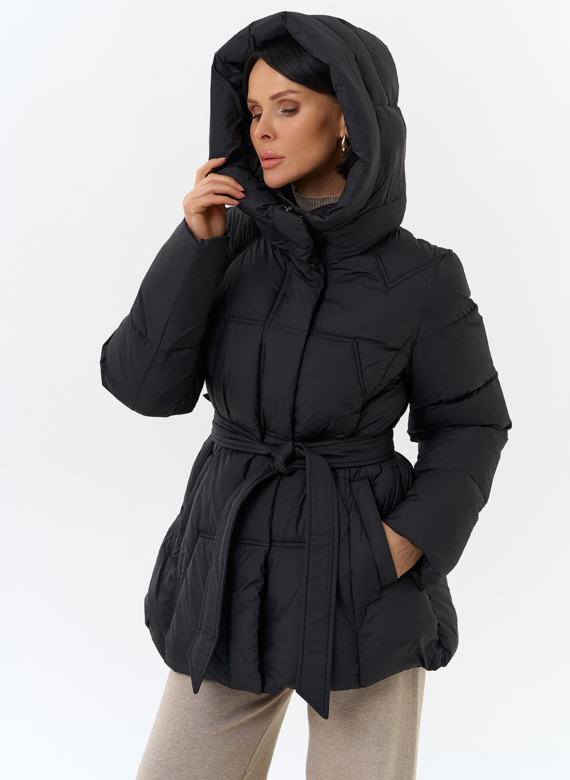 Женский пуховик с поясом