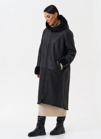 Натуральная дубленка с капюшоном
