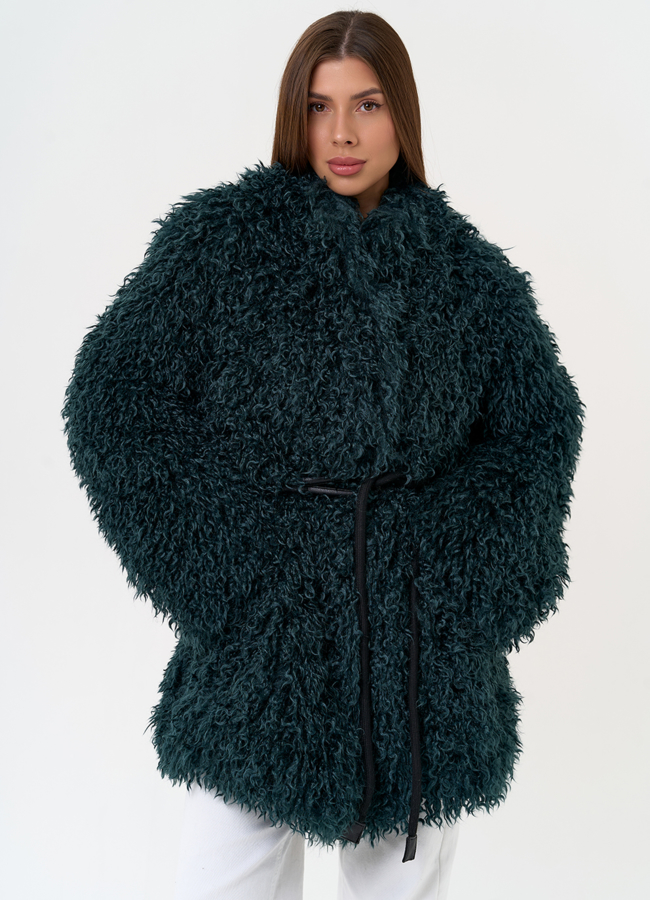 Женская шуба из эко меха изумрудного цвета модель № 31526 меха малина