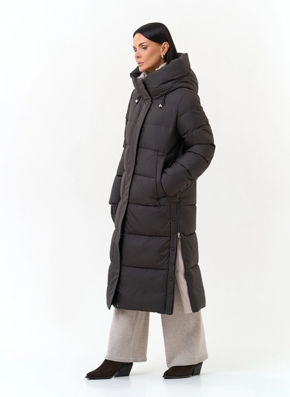 Женский пуховик с капюшоном фото