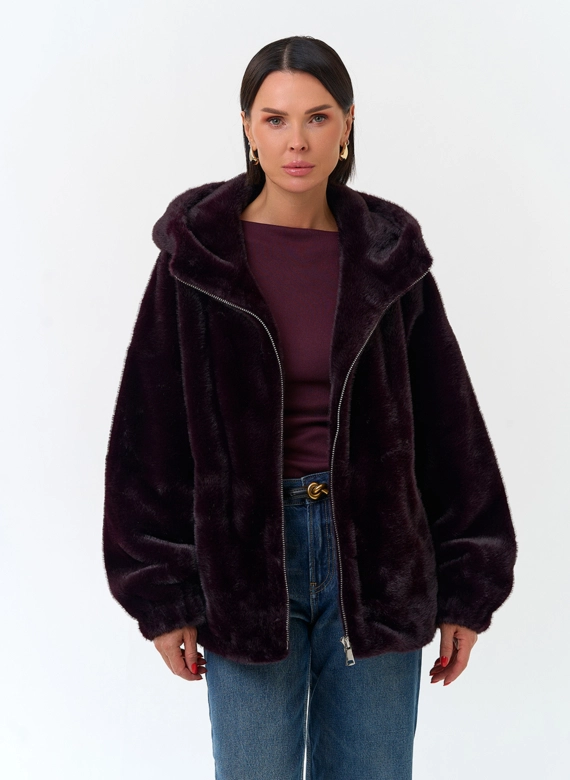 Женская шуба из эко меха с капюшоном фото