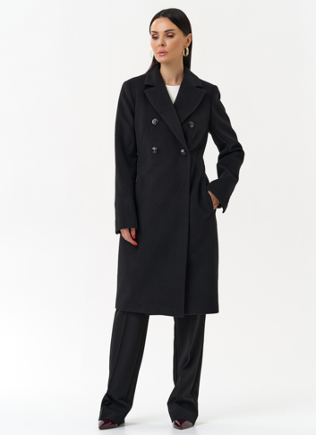 Женское двубортное пальто с поясом
