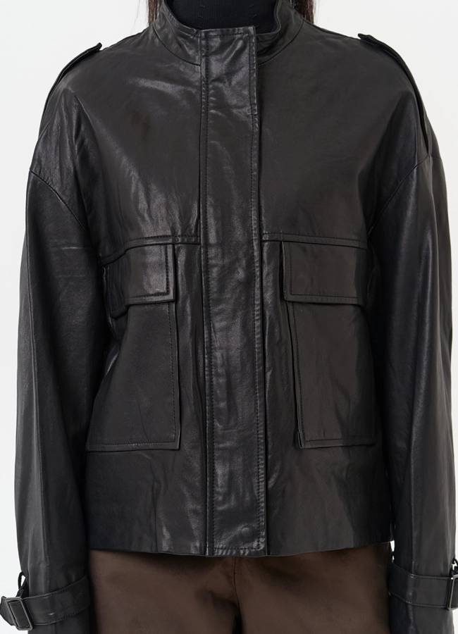 Женская куртка-рубашка из натуральной кожи  прямого силуэта модель № 22338 универмаг малина