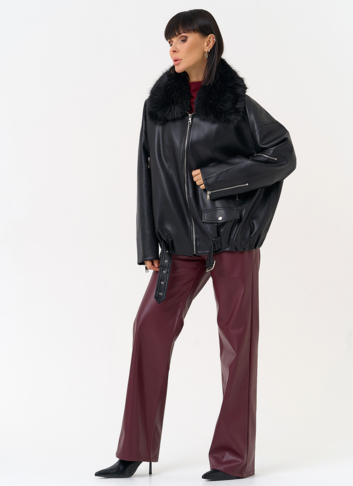 Женская утепленная куртка из эко кожи черного цвета