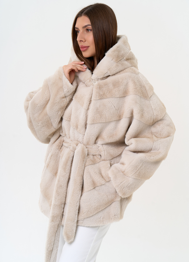 Женская шуба из эко меха с поясом модель № 31226 в рассрочку