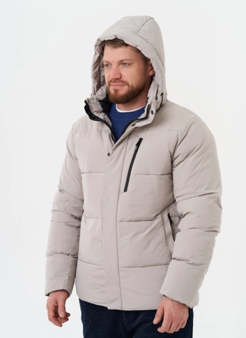 Зимний пуховик с капюшоном