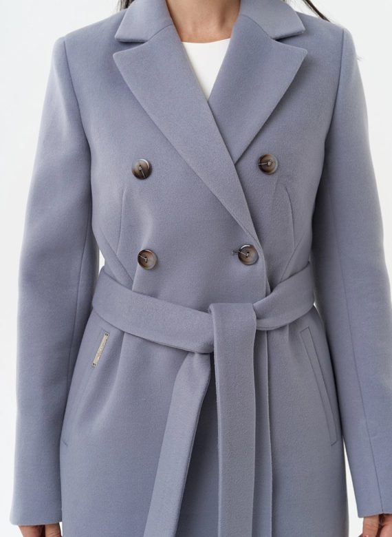 Женское двубортное пальто с поясом фото